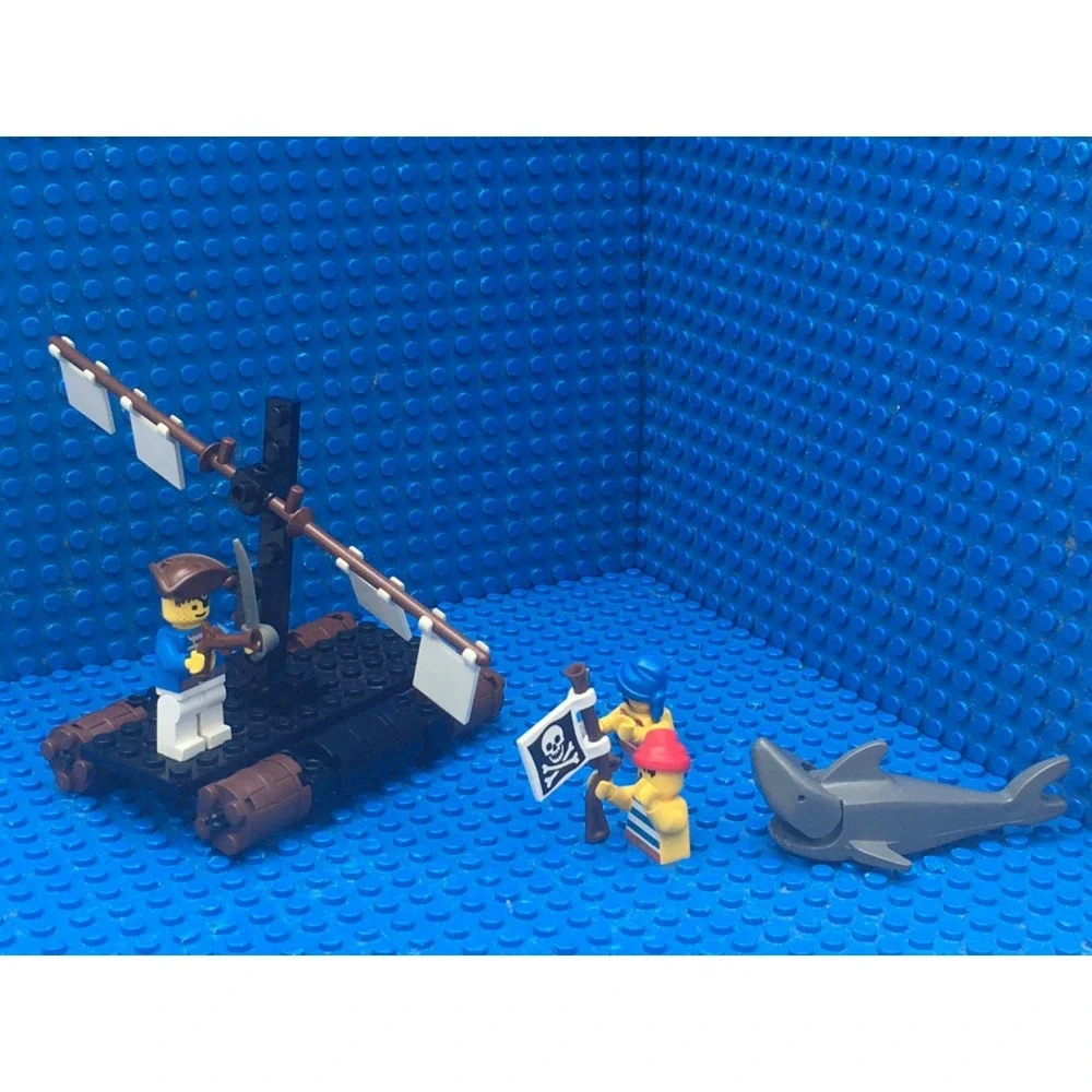 Pirates‎ LEGO Pirates I Castaway's Raft (6257)